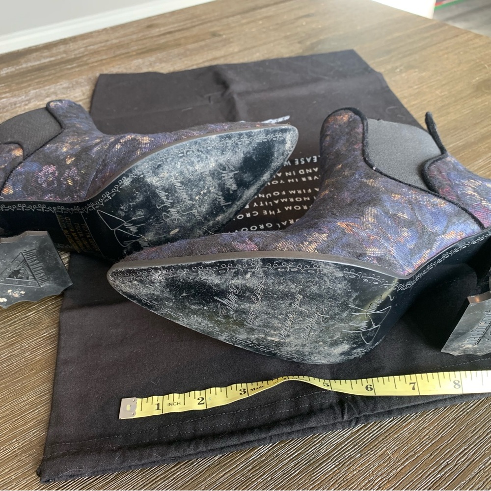 John Fluevog 10.5 Dark Floral Heeled Boots - Picture 5 of 14